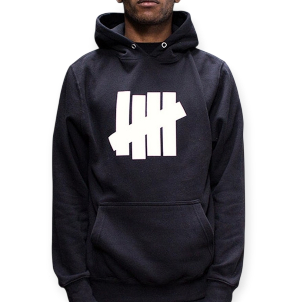 Undefeated 5 Strike Pullover Hoodie Sweater Men's XL